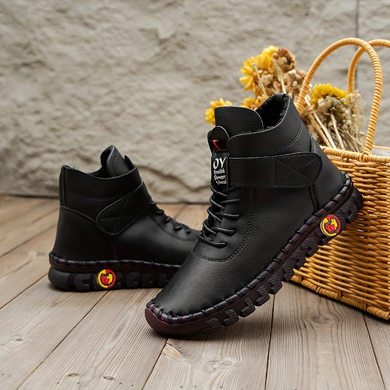Snowfall | Hiking Boots