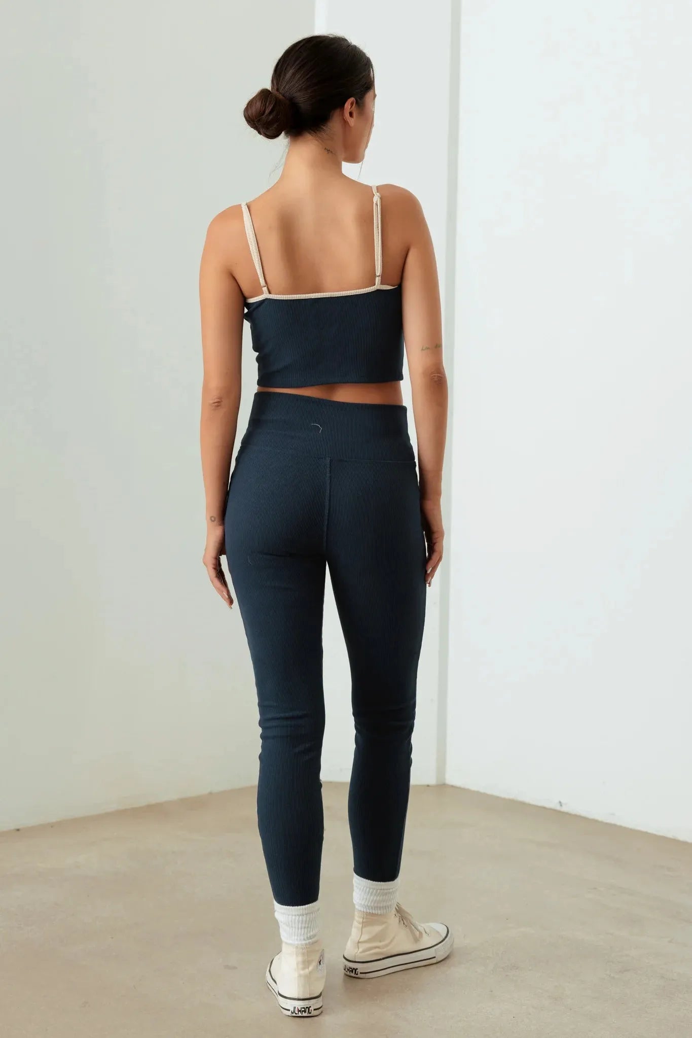 Esmere | Ribbed Crop Top & Leggings Set