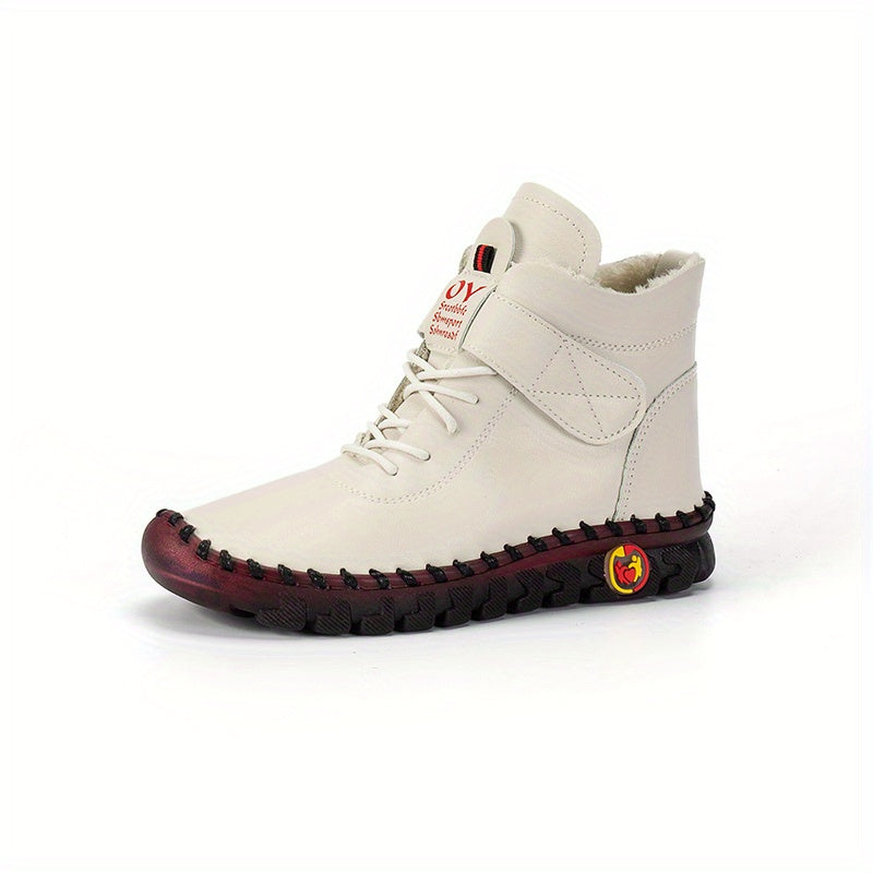 Snowfall | Hiking Boots