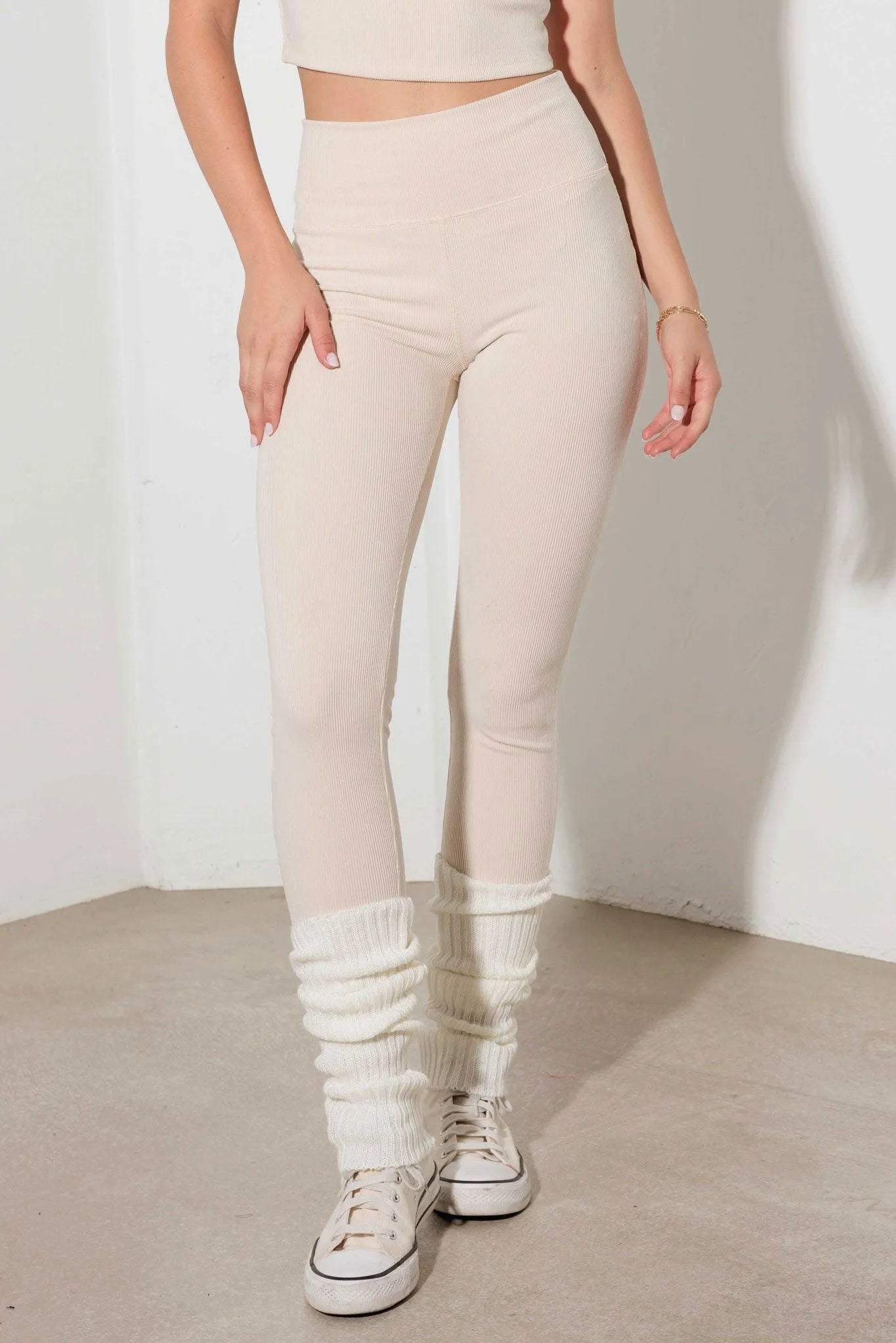 Esmere | Ribbed Crop Top & Leggings Set