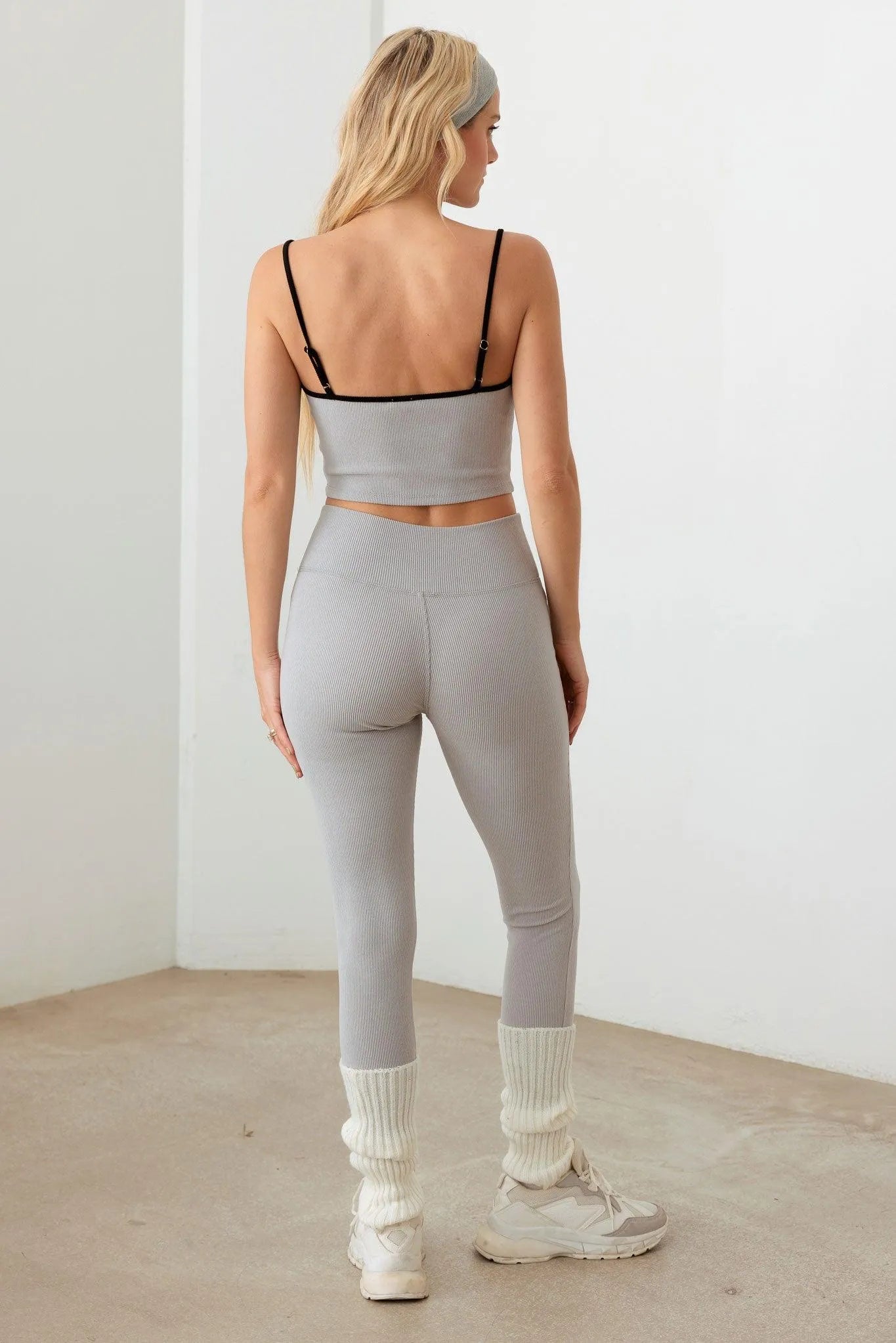 Esmere | Ribbed Crop Top & Leggings Set